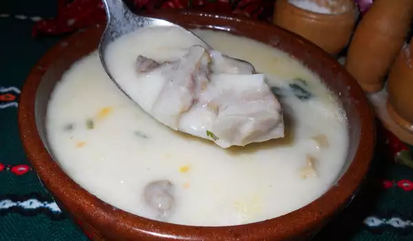 Гъста телешка супа с фиде
