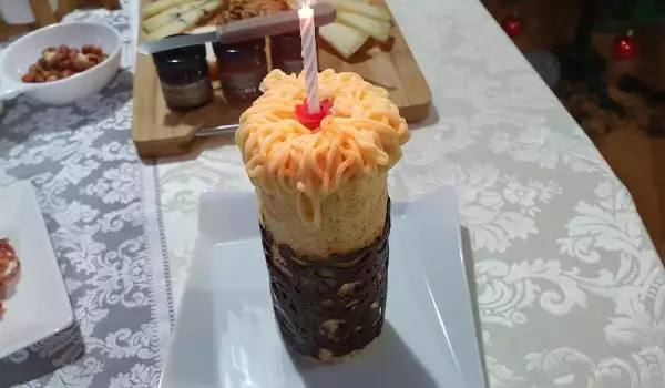 Новогодишна торта свещ