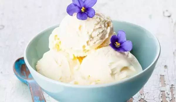 Домашен ванилов сладолед без яйца