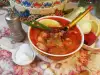 Вкусен борш с цвекло и ребърца