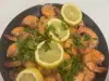 Бързи скариди с масло и магданоз на тиган